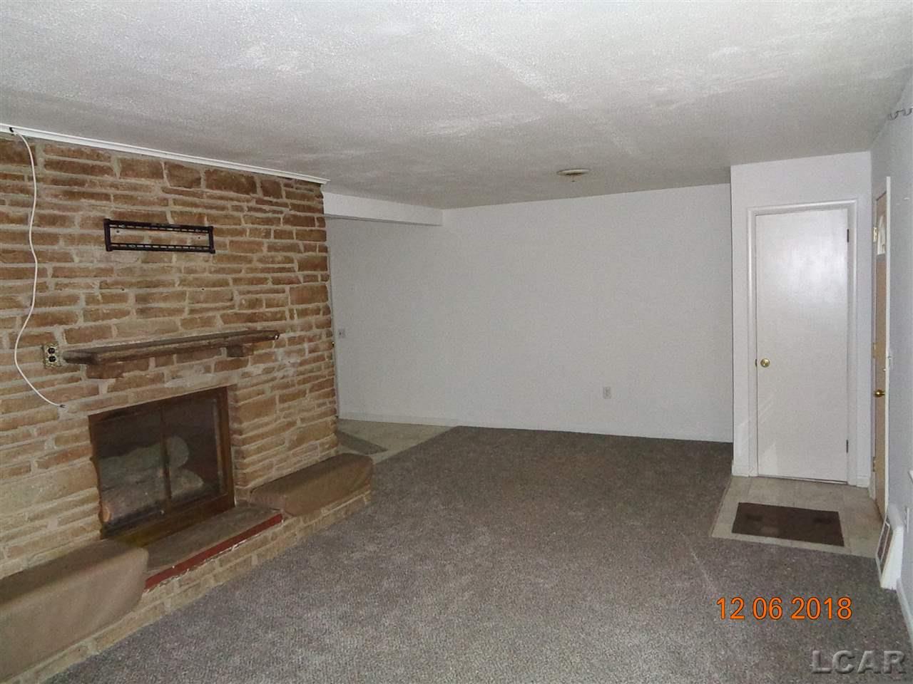 228 Riverside Avenue Adrian, MI 49221 - Photo 8 of 15 Gallery Image 8