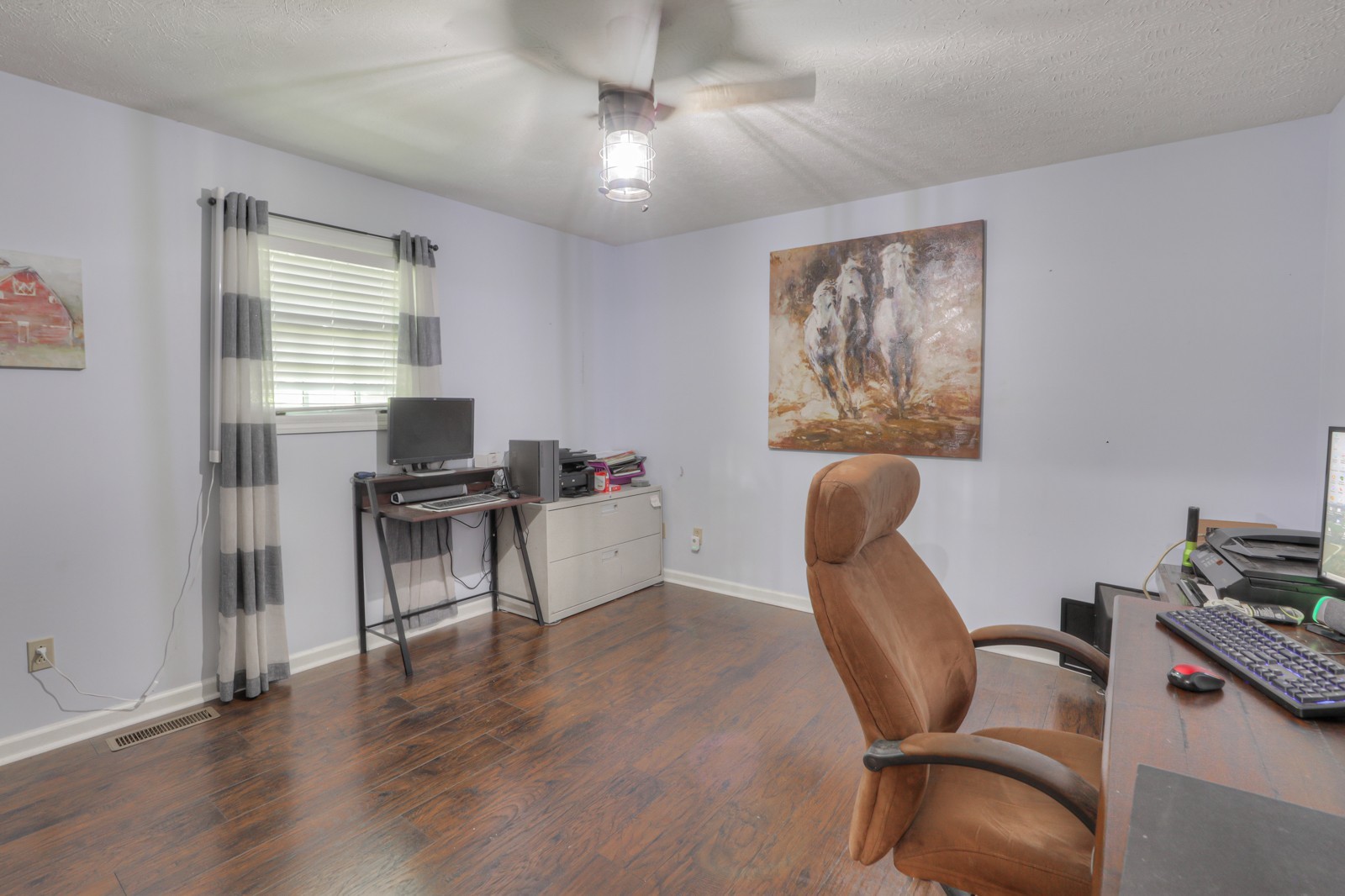 118 Robert Simmons Road Westmoreland, TN 37186 - Photo 33 of 82 a workspace with furniture and a window