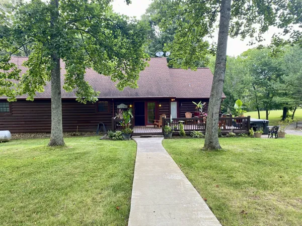 $950,000 | 118 Robert Simmons Road, Westmoreland, TN 37186