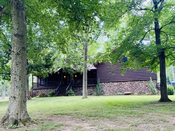 $950,000 | 118 Robert Simmons Road, Westmoreland, TN 37186