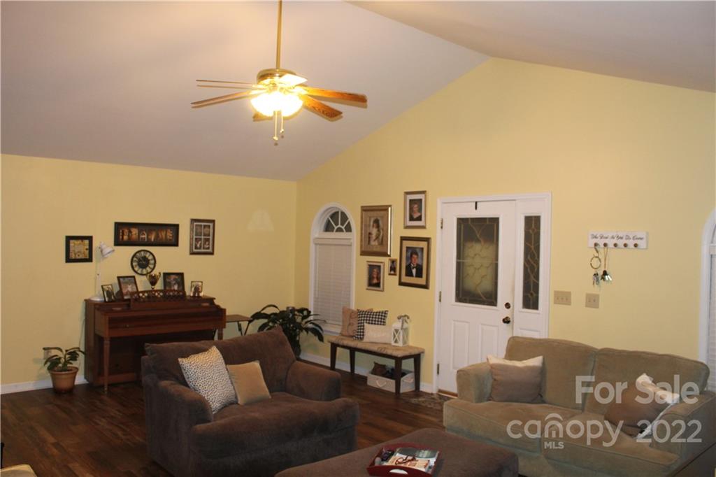 1424 Ridge Street Albemarle, NC 28001 - Photo 4 of 21 Gallery Image 4