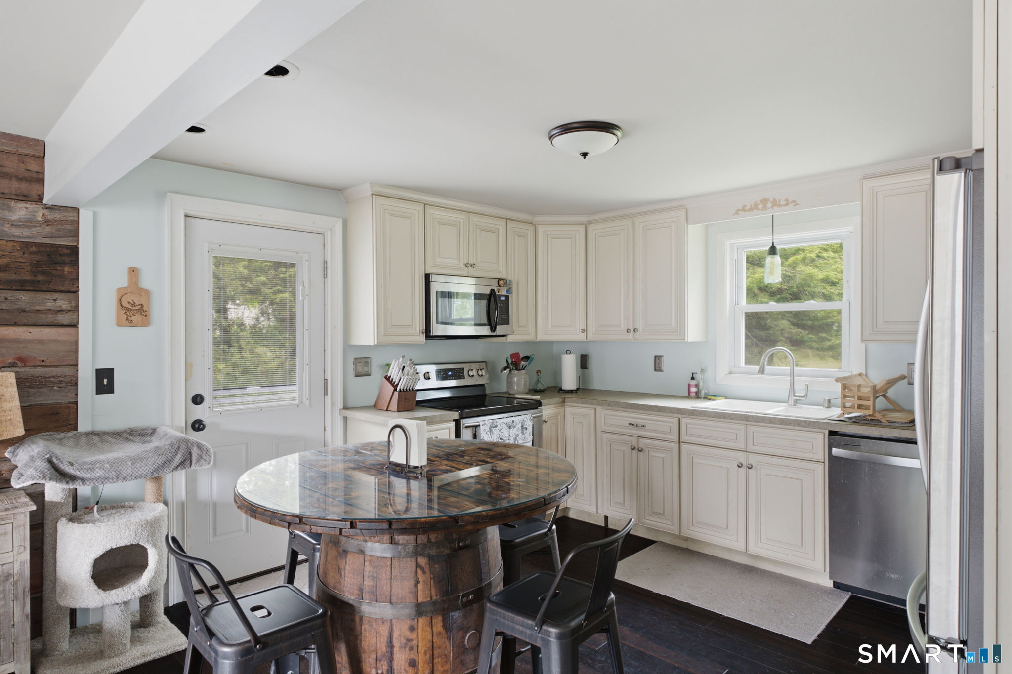 15 Scarborough Road Windsor, CT 06095 - Photo 8 of 25