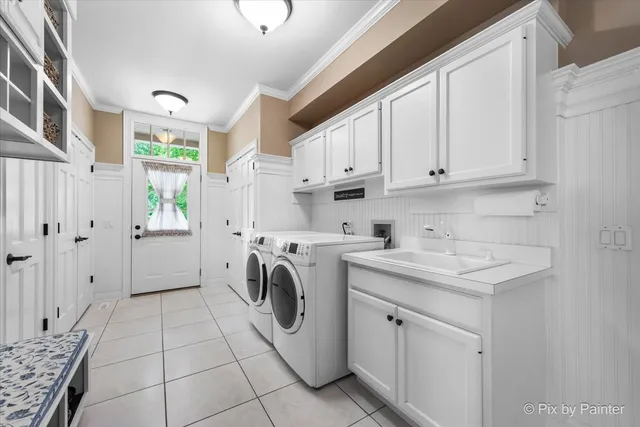 $950,000 | 6418 Carrie Court, Crystal Lake, IL 60014