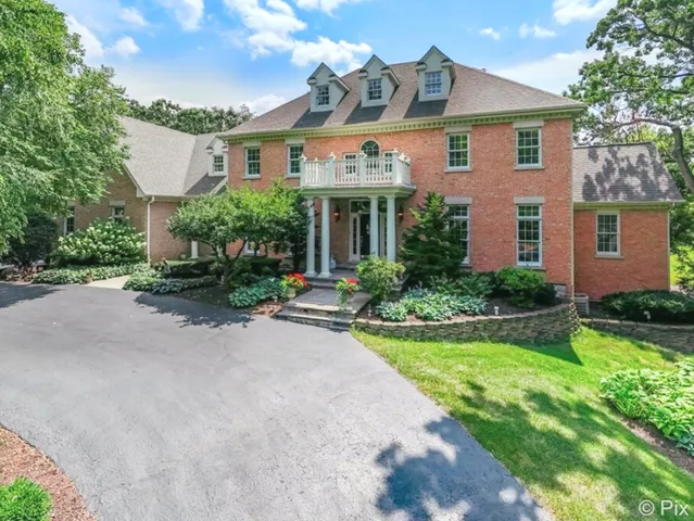 $950,000 | 6418 Carrie Court, Crystal Lake, IL 60014