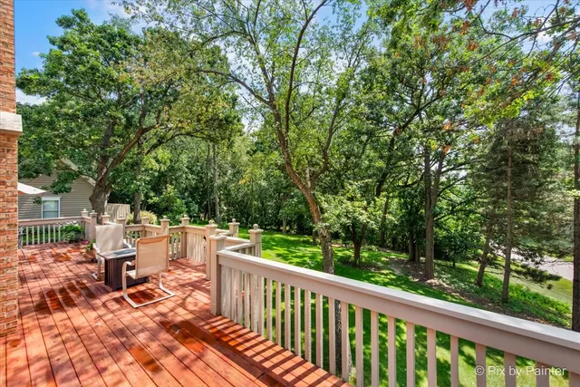 $950,000 | 6418 Carrie Court, Crystal Lake, IL 60014