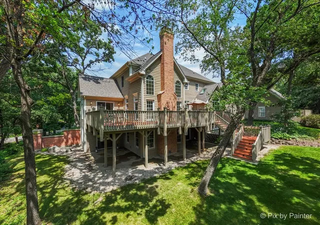 $950,000 | 6418 Carrie Court, Crystal Lake, IL 60014