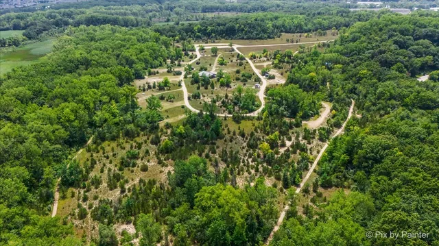 $950,000 | 6418 Carrie Court, Crystal Lake, IL 60014