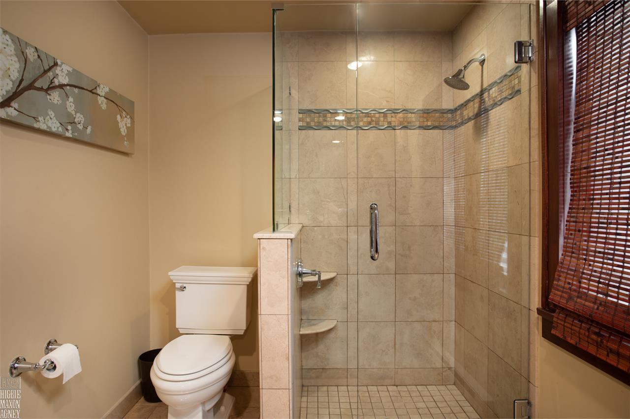 1337 Cadieux Road Grosse Pointe, MI 48230 - Photo 13 of 29 31379528-12.JPG