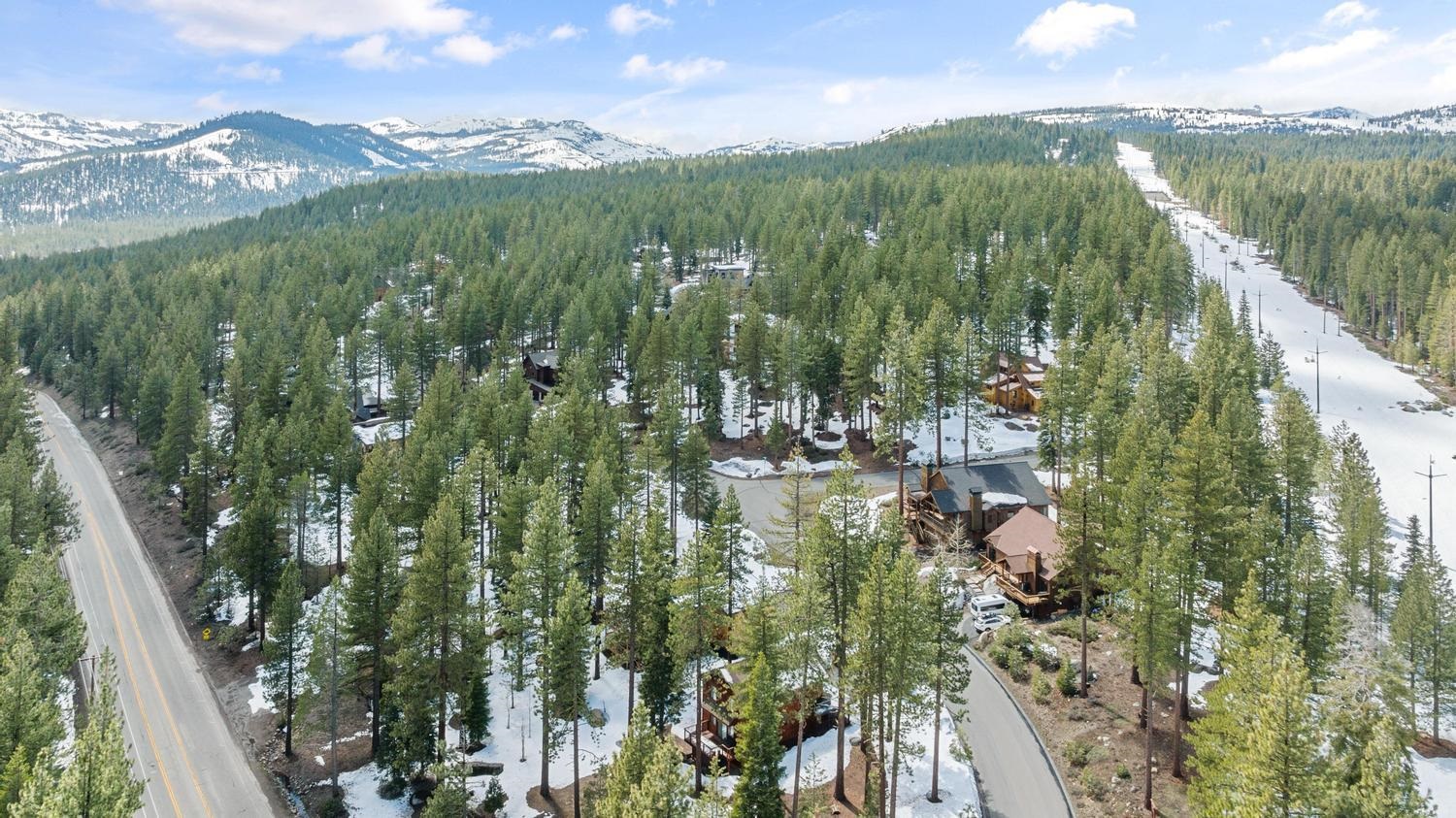 11916 Lamplighter Way Truckee, CA 96161 - Photo 10 of 20 a view of a lake from a balcony