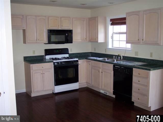 1740 Rocky Road Dover, PA 17315 - Photo 5 of 10 Gallery Image 5