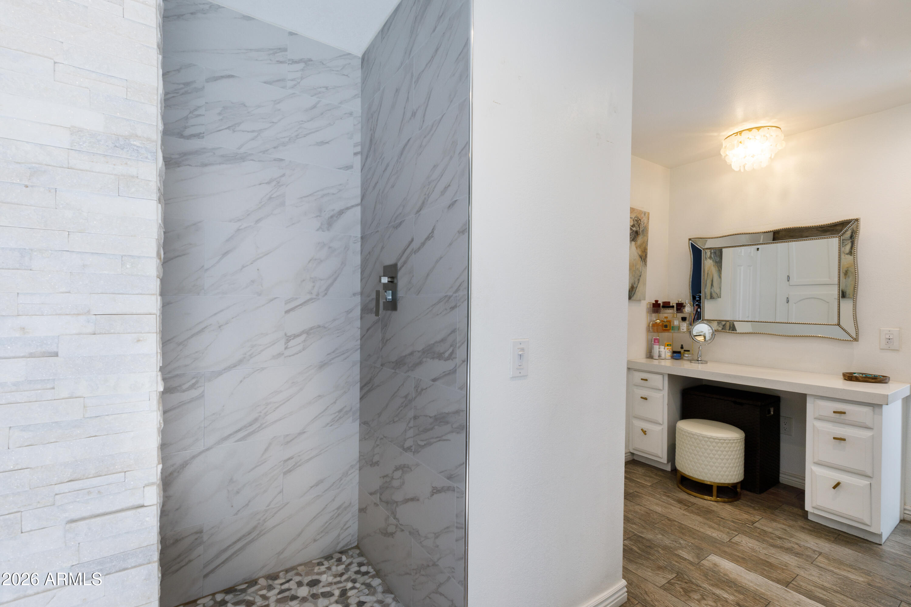 4833 North 38th Street Phoenix, AZ 85018 - Photo 28 of 64 4833 N 38th St-33