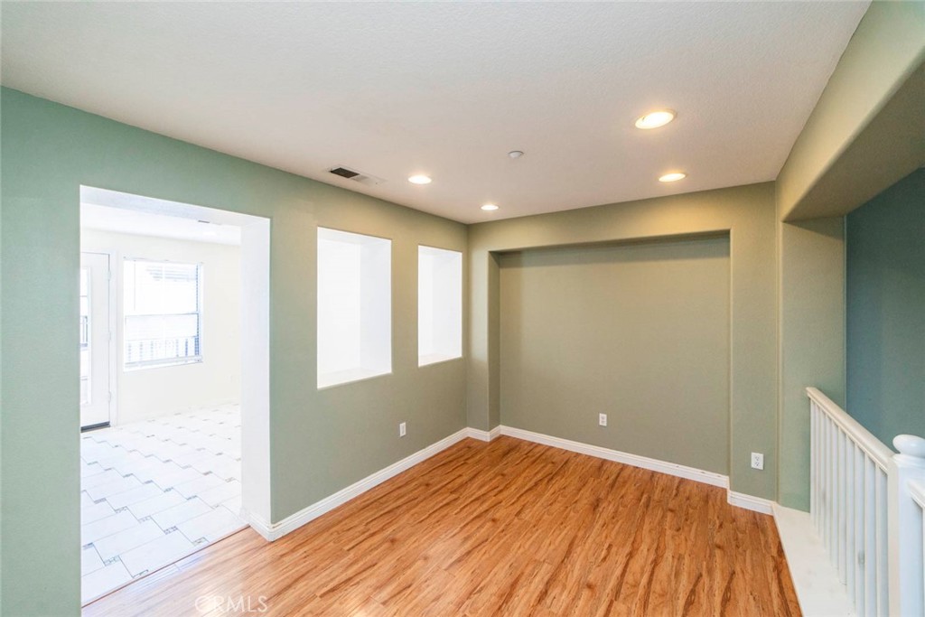 65 Chula Vista Irvine, CA 92602 - Photo 6 of 30