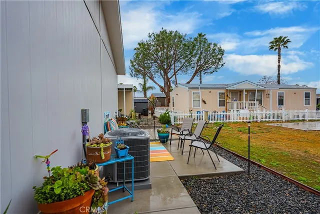 $230,000 | 913 South Grand Avenue, Unit 12, San Jacinto, CA 92582