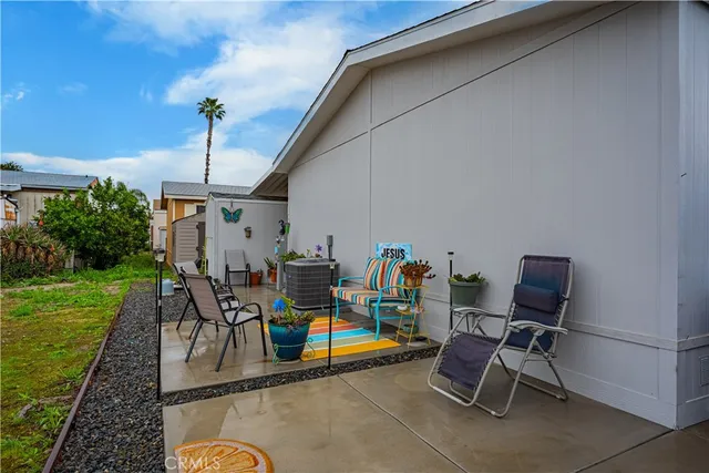 $230,000 | 913 South Grand Avenue, Unit 12, San Jacinto, CA 92582