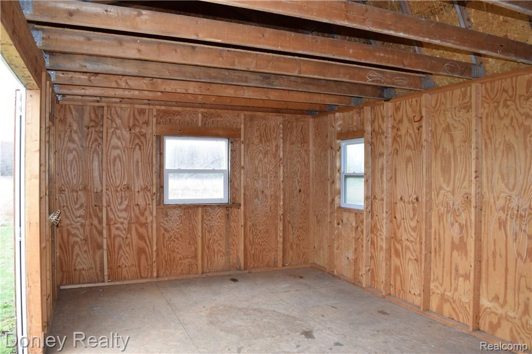 1075 Argyle Road Snover, MI 48472 - Photo 30 of 33 DSC_1823.JPG