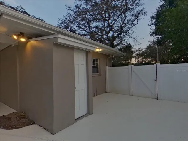 $2,599 | Undisclosed Address, Tampa, FL 33617