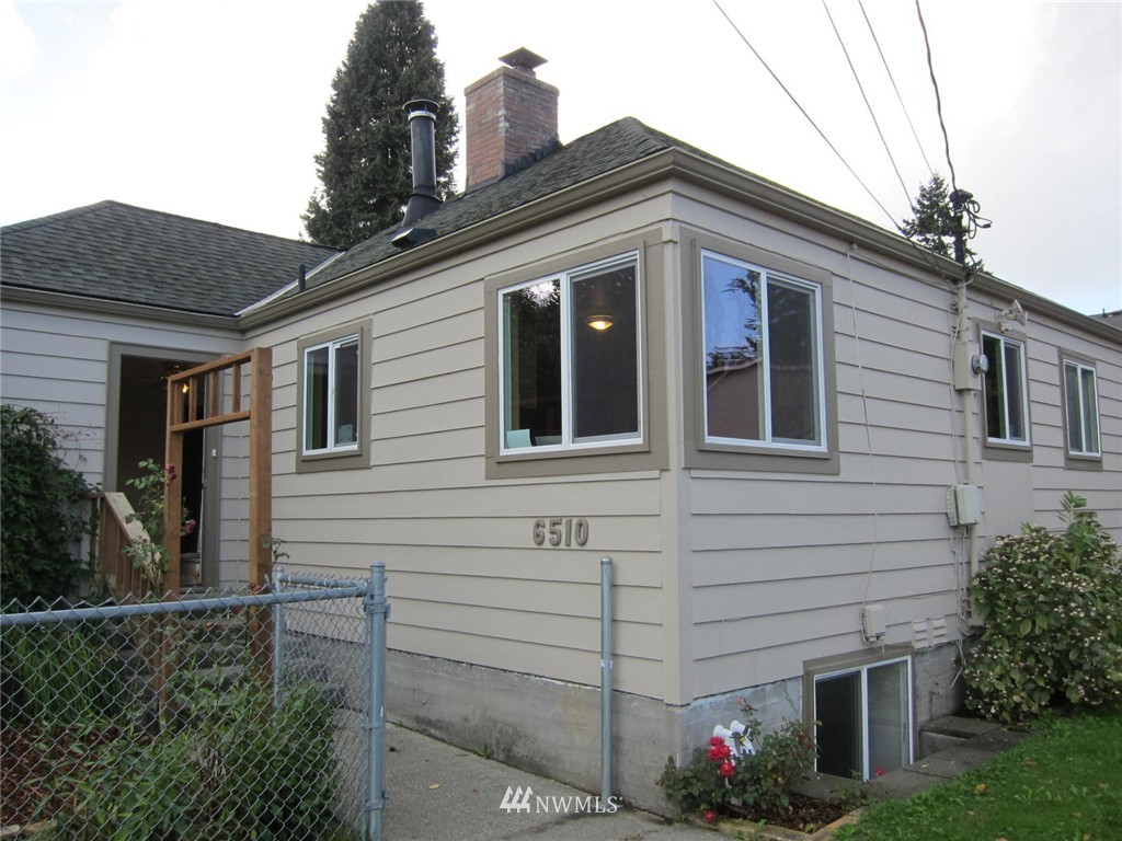 6510 Cady Road Everett, WA 98203 - Photo 1 of 25