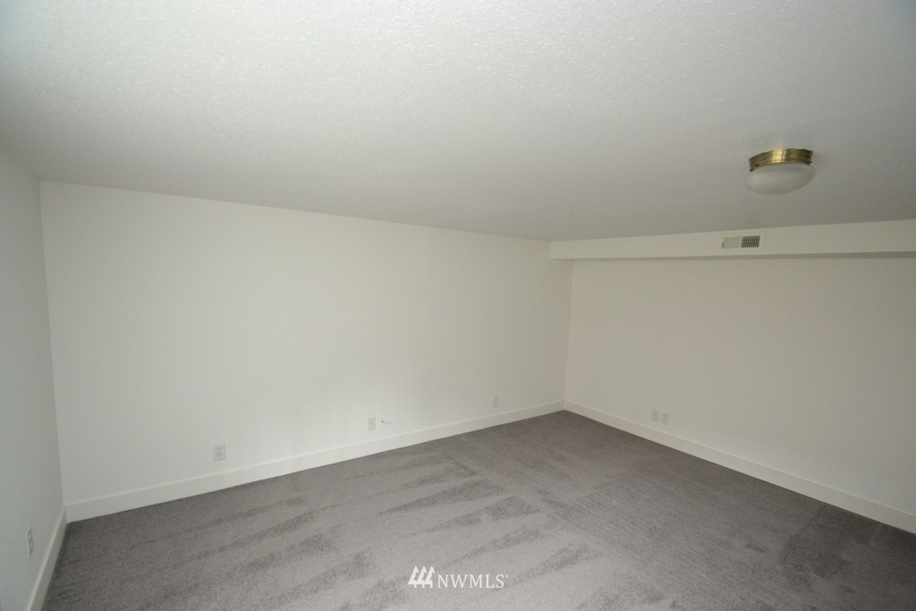 6510 Cady Road Everett, WA 98203 - Photo 15 of 25