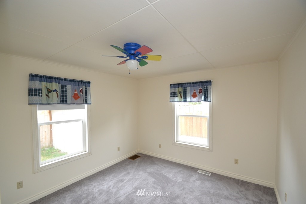 6510 Cady Road Everett, WA 98203 - Photo 5 of 25
