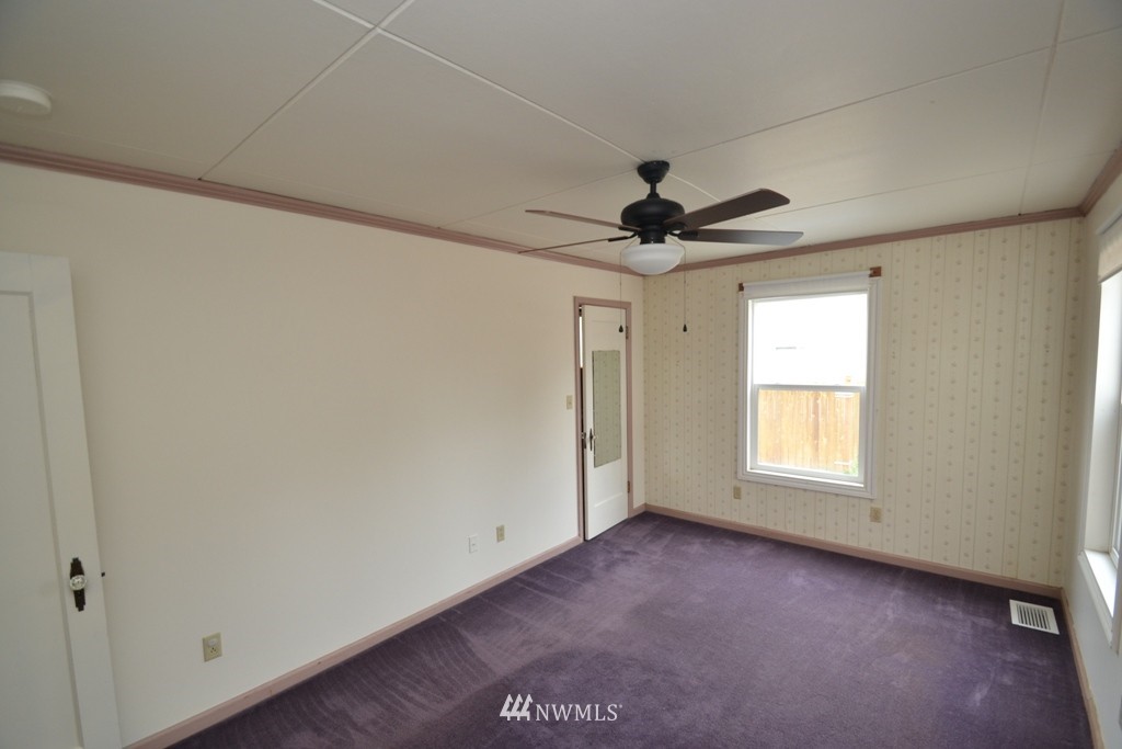 6510 Cady Road Everett, WA 98203 - Photo 8 of 25