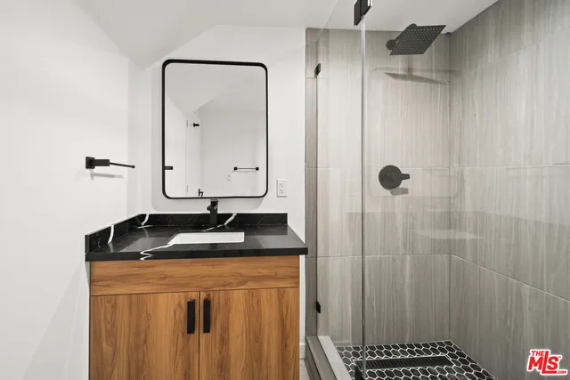 $4,125 | 6049 Craner Avenue, Unit 2, North Hollywood, CA 91606