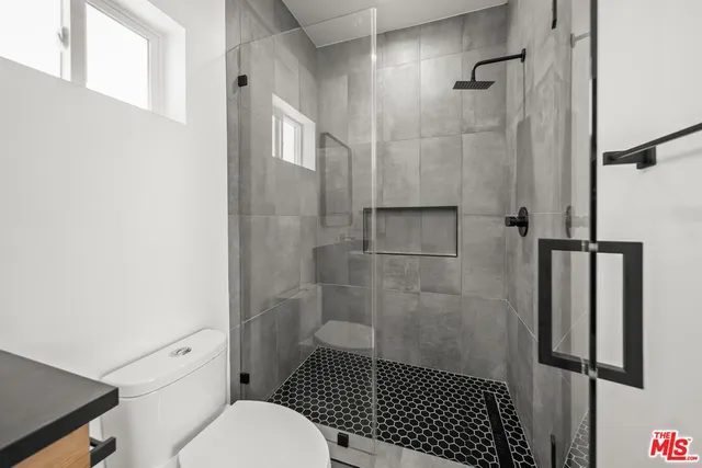 $4,125 | 6049 Craner Avenue, Unit 2, North Hollywood, CA 91606