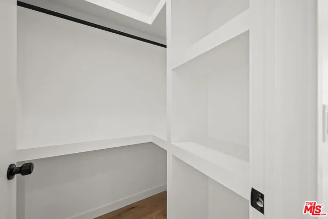 $4,125 | 6049 Craner Avenue, Unit 2, North Hollywood, CA 91606