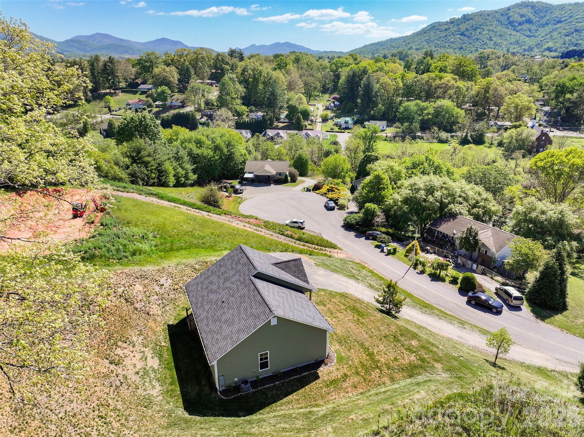 373 Barefoot Ridge Clyde, NC 28721 - Photo 29 of 30 an aerial view of a house with a yard