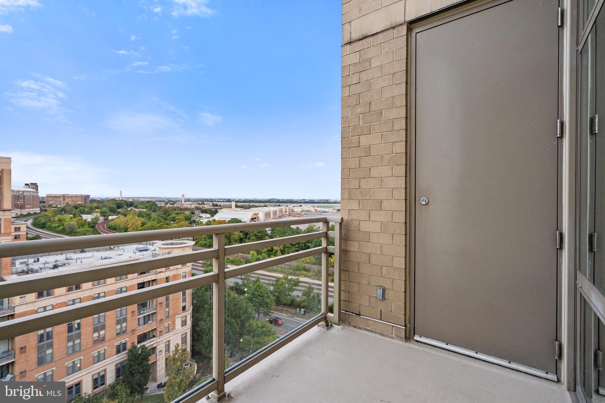 3650 South Glebe Road, Unit 1147 Arlington, VA 22202 - Photo 26 of 51 a view of a balcony with city view