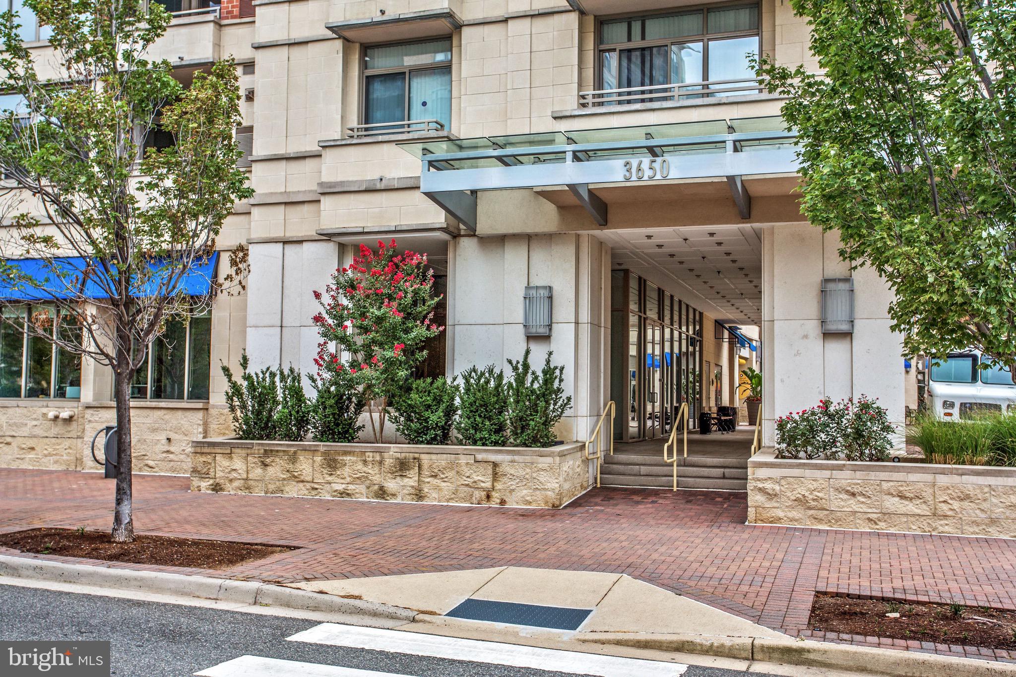 3650 South Glebe Road, Unit 1147 Arlington, VA 22202 - Photo 31 of 51 a view of a building entrance