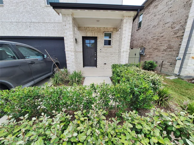 $320,000 | 17610 Rosette Grass Drive, Conroe, TX 77385
