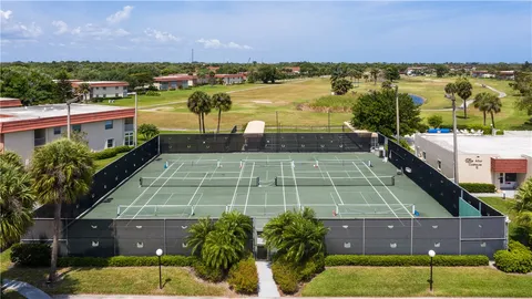 $185,000 | 57 Woodland Drive, Unit 101, Vero Beach, FL 32962