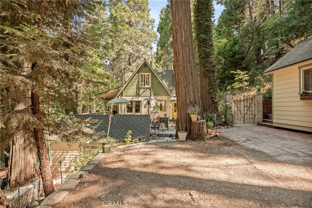 655 Cottage Grove Road Lake Arrowhead, CA 92352 - Photo 25 of 67 Gallery Image 25
