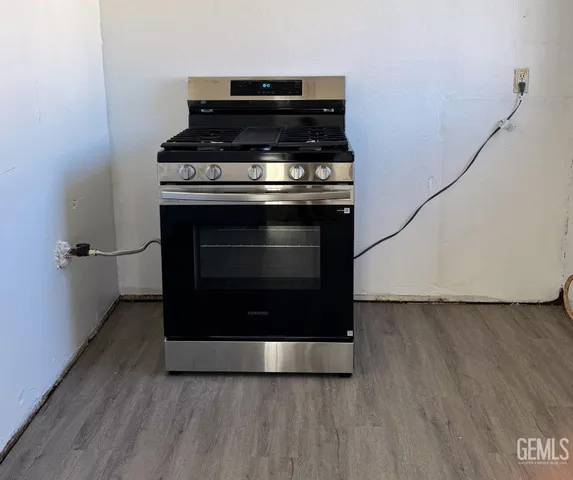 $370,000 | Undisclosed Address, Lamont, CA 93241