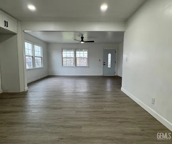 $370,000 | Undisclosed Address, Lamont, CA 93241