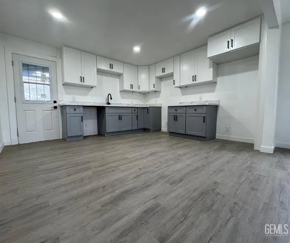 $370,000 | Undisclosed Address, Lamont, CA 93241