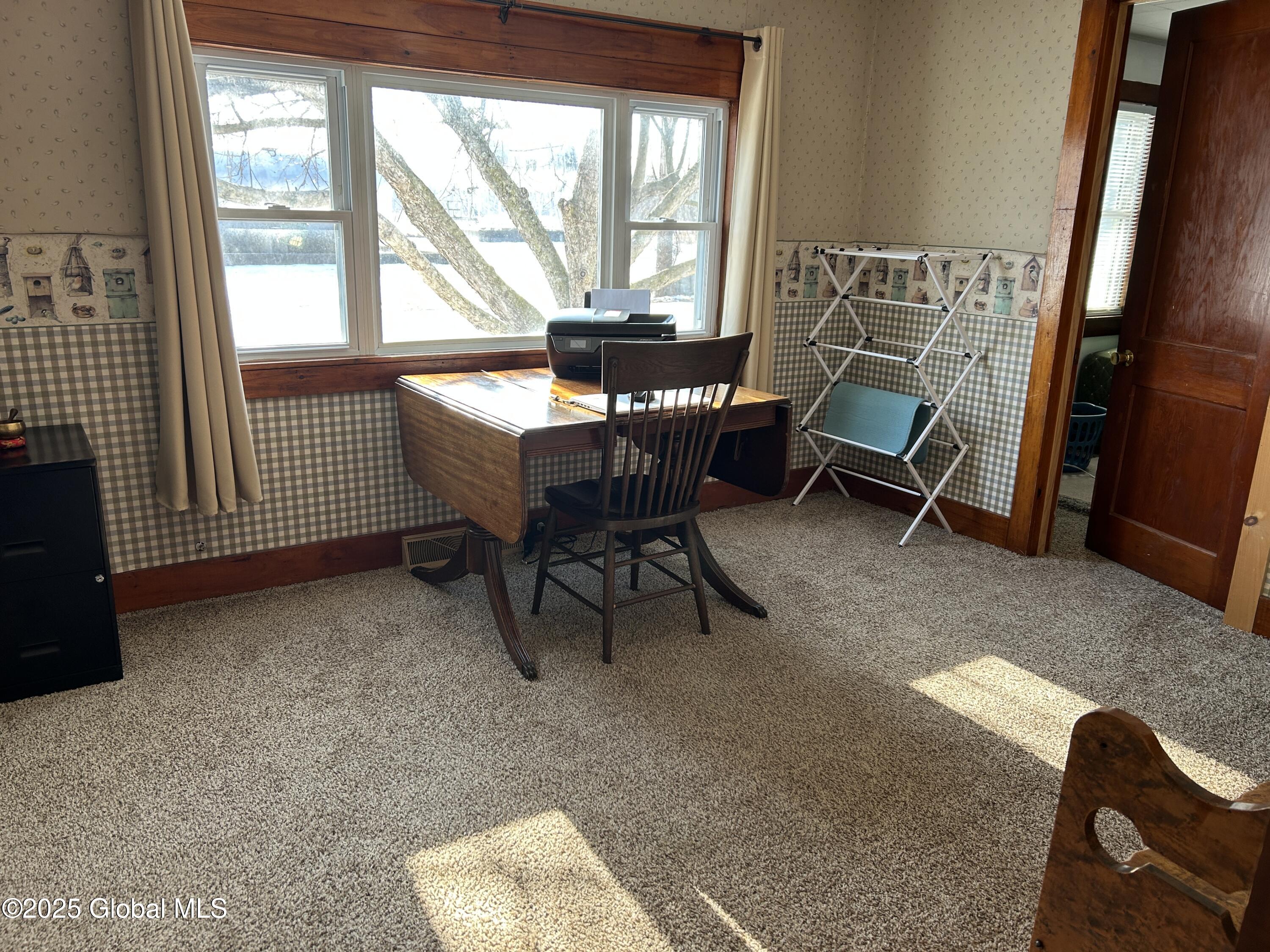 86 West Broadway Salem, NY 12865 - Photo 15 of 24 86 W Broad living1