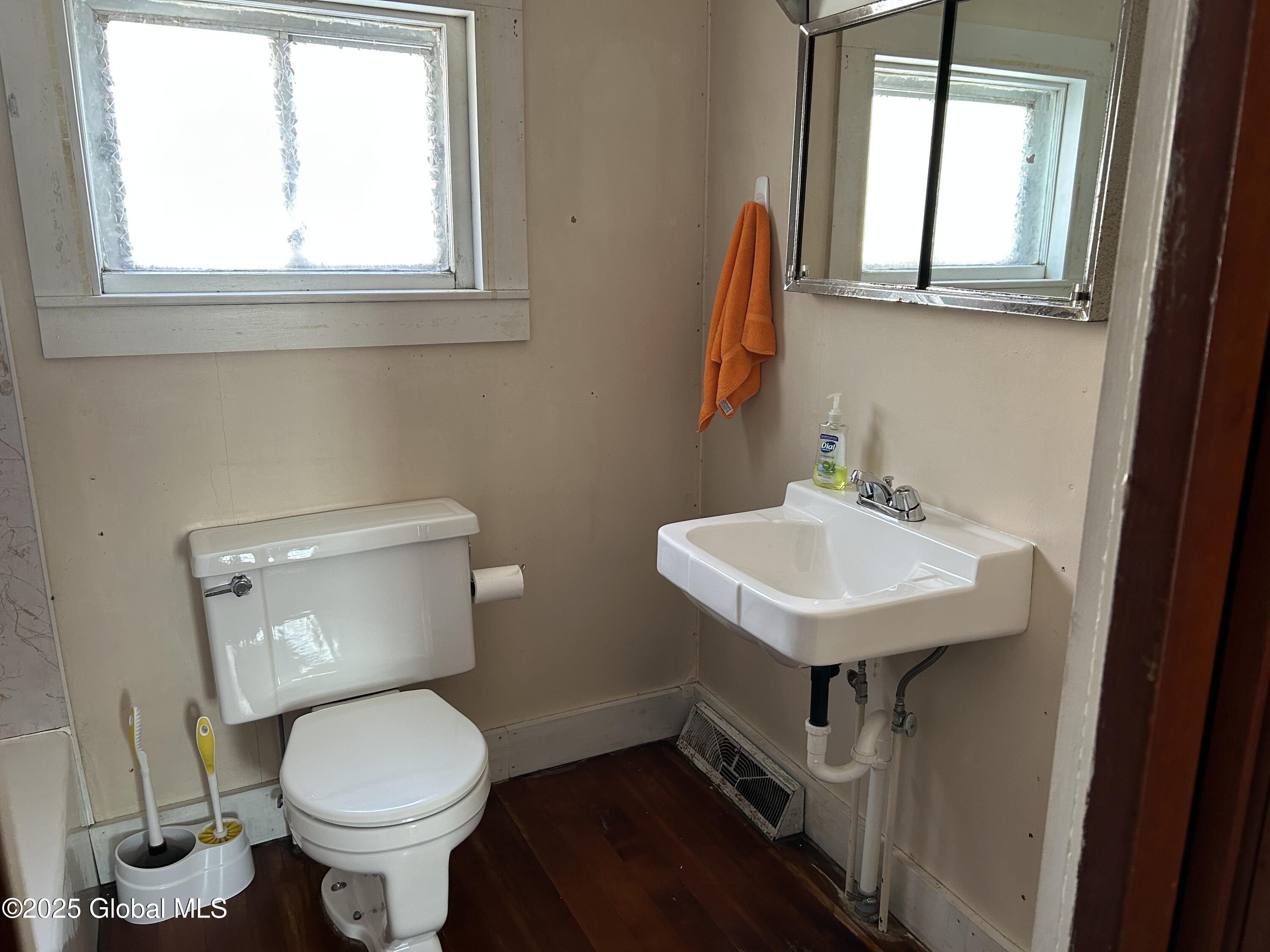 86 West Broadway Salem, NY 12865 - Photo 22 of 24 86 W Broad bath3