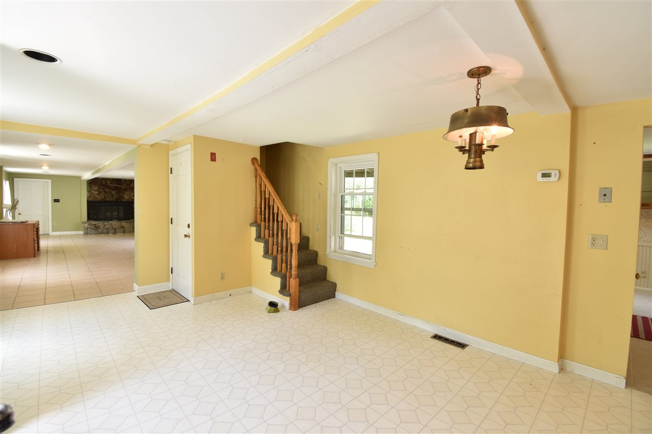 2 Tenney Road Pelham, NH 03076 - Photo 17 of 35