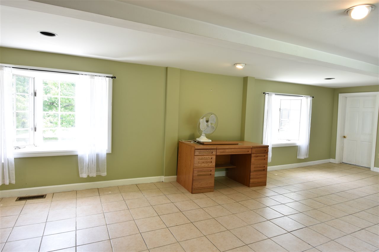 2 Tenney Road Pelham, NH 03076 - Photo 21 of 35