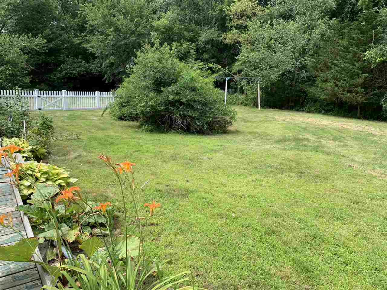 2 Tenney Road Pelham, NH 03076 - Photo 34 of 35