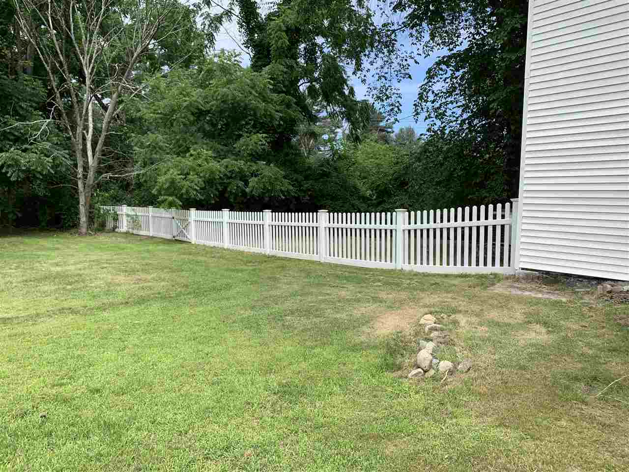 2 Tenney Road Pelham, NH 03076 - Photo 35 of 35