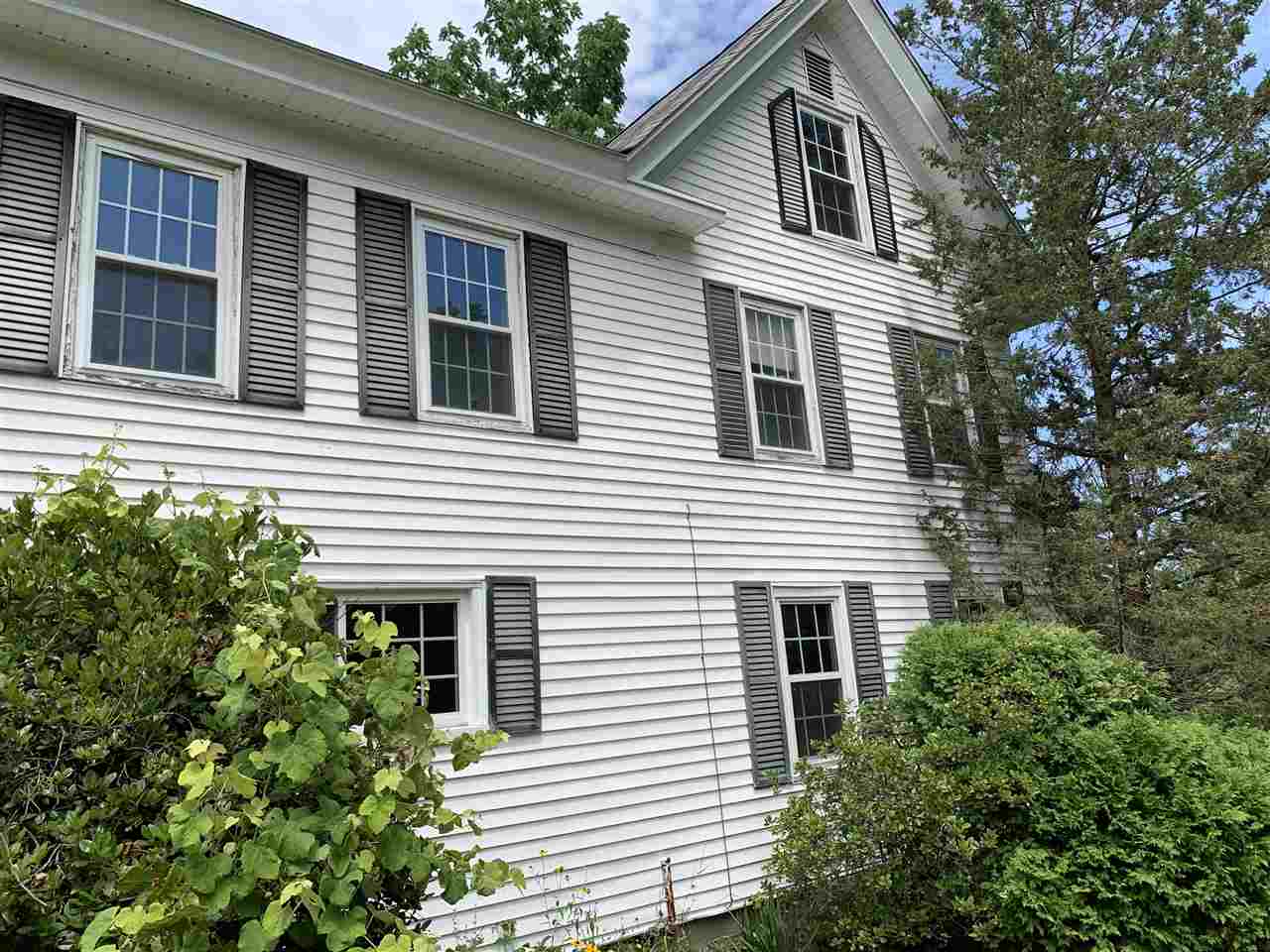2 Tenney Road Pelham, NH 03076 - Photo 8 of 35