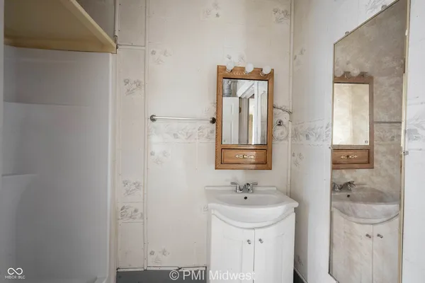 $599 | 918 South Bell Street, Kokomo, IN 46901