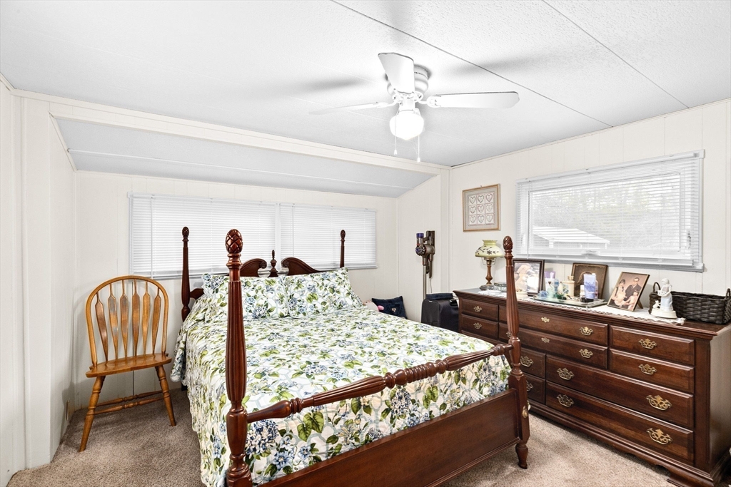 11 Timber Lane Wareham, MA 02576 - Photo 15 of 33