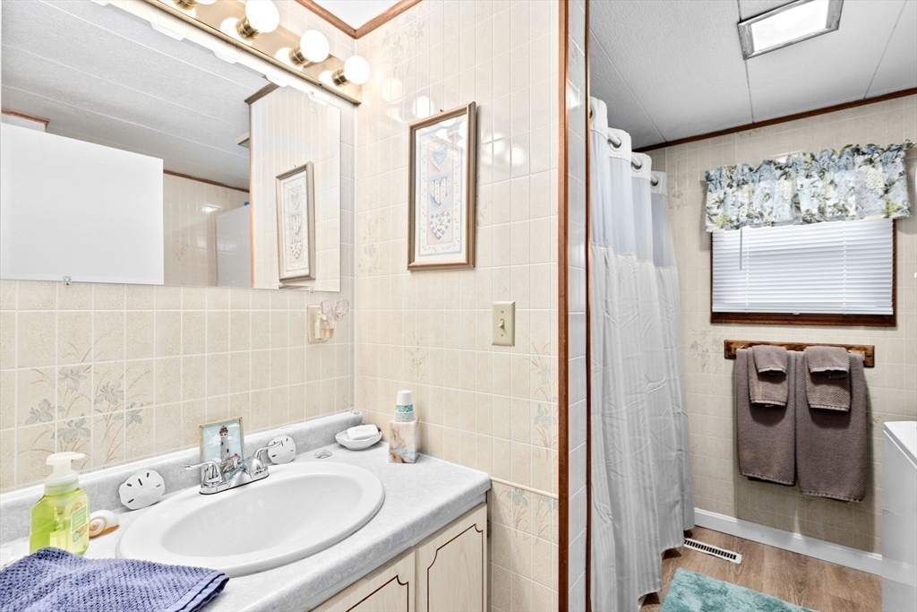 11 Timber Lane Wareham, MA 02576 - Photo 19 of 33