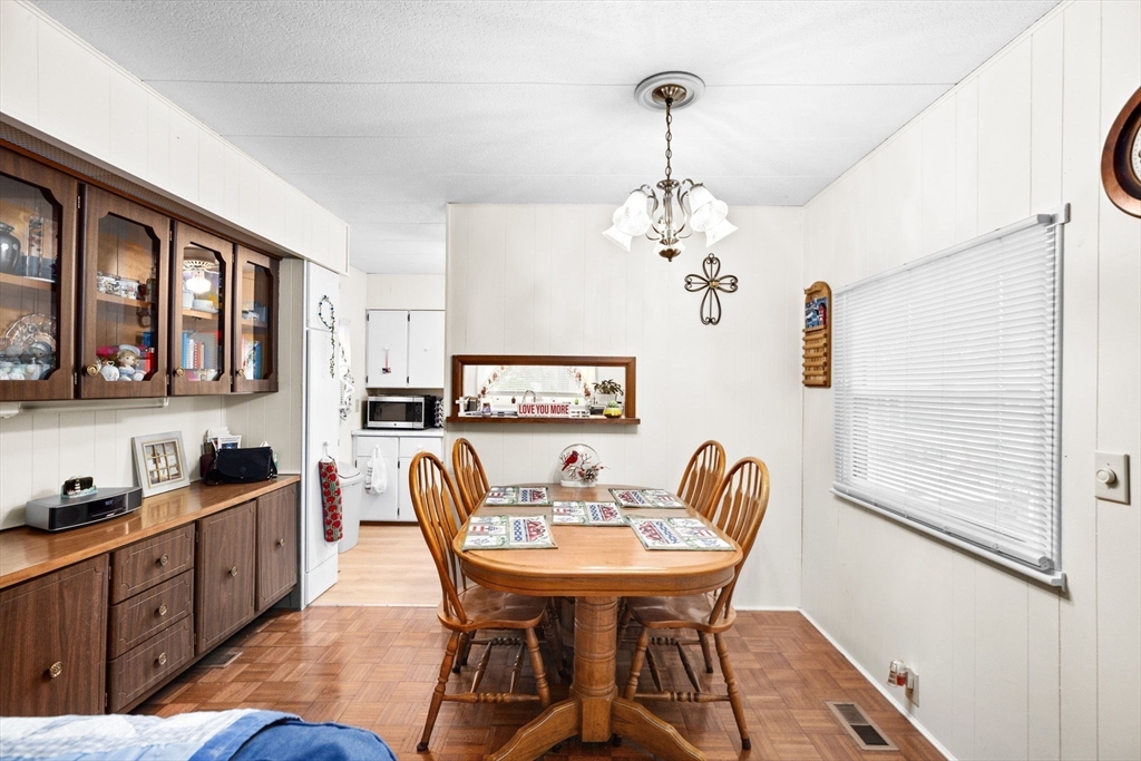 11 Timber Lane Wareham, MA 02576 - Photo 8 of 33