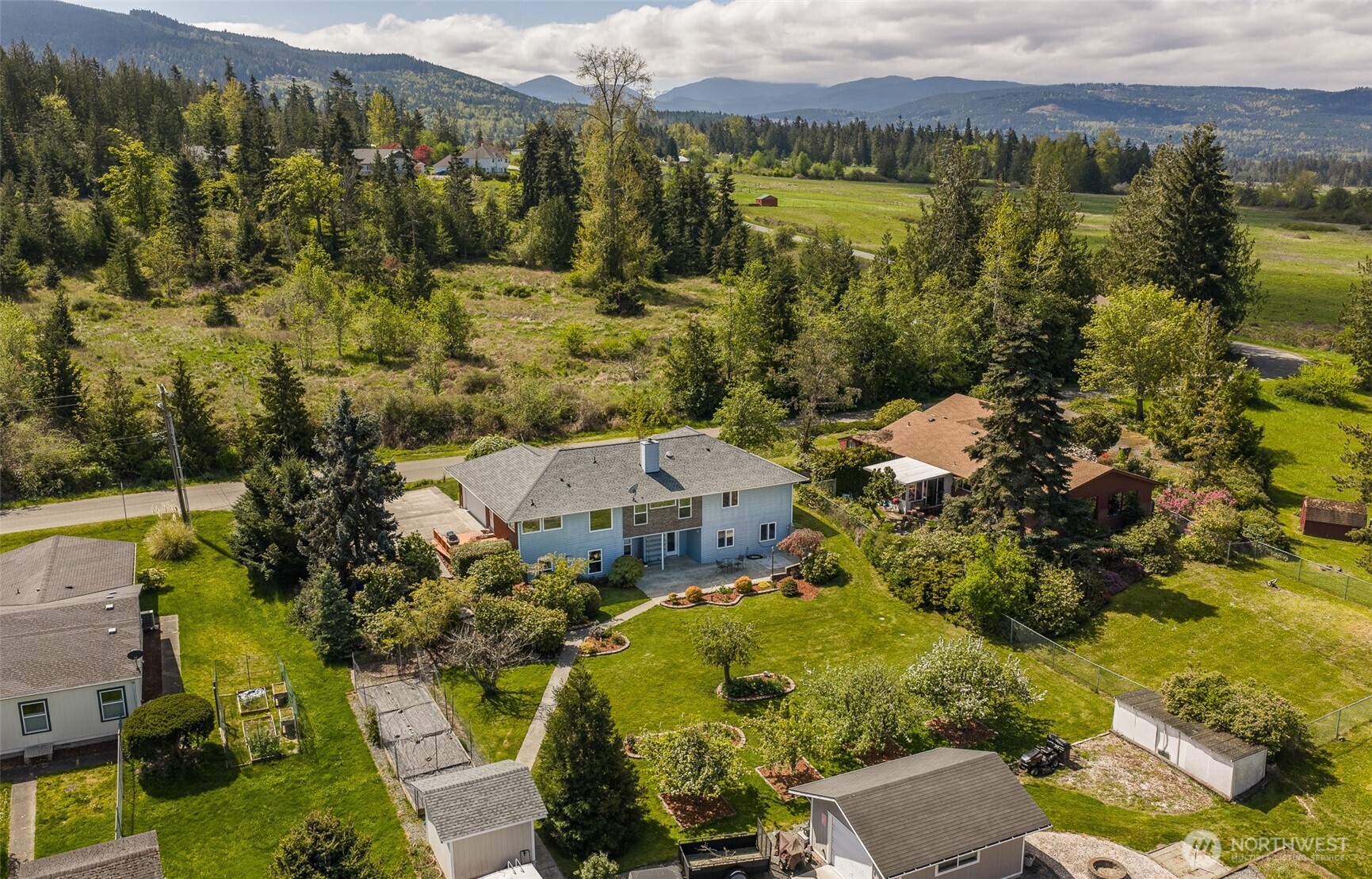 608 Reservoir Road Sequim, WA 98382 - Photo 37 of 40
