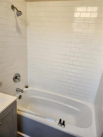 $1,150 | 1827 Touro Street, New Orleans, LA 70116