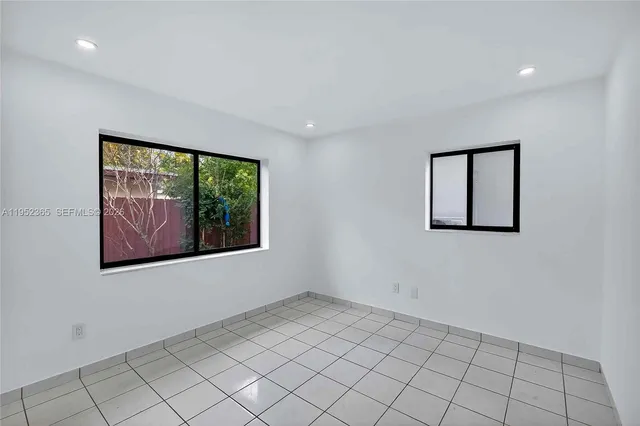 $2,750 | 524 Northeast 160th Terrace, Miami, FL 33162